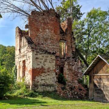 Ērgļu viduslaiku pils drupas #BeActive pārgājiens 2025 Ērgļos — Questory spēle