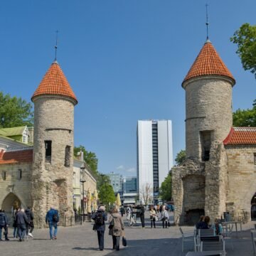 Questory Digital Photo Quest in Tallinn — Viru Gates Questory Adventure Game and Self-Guided Tour in Tallinn, Estonia